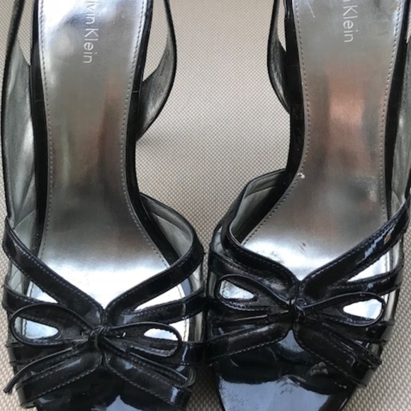 Calvin Klein Black Patent Slingback heels 9.0 - Picture 4 of 5